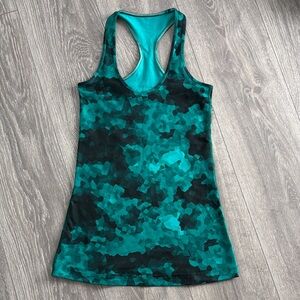 Lululemon Women's Teal Camouflage Tank Top 4